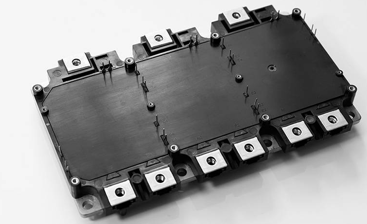 汽车级IGBT？楣ひ罩瞥逃胂村杲