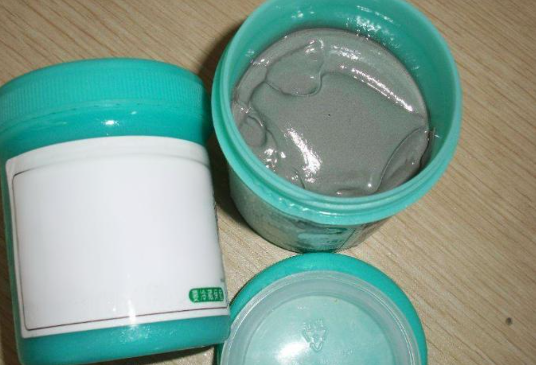 芯片封装用锡膏种类及特征特点、焦点市场生长情形剖析和芯片锡膏助焊剂洗濯剂